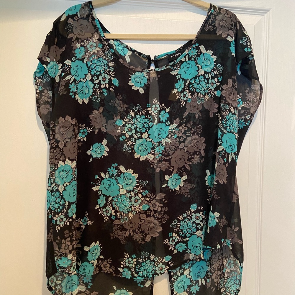 Torrid blouse